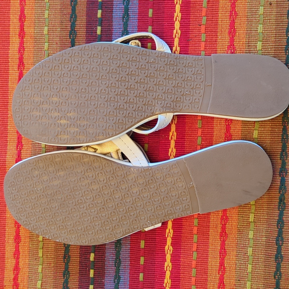 Sam Edelman White Sandals. Size 8. - Picture 2 of 2
